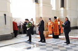 7 Мая Великий Князь Георгий Михайлович молился за литией по усопшим августейшим родственникам в Великокняжеской усыпальнице Петропавловского Собора